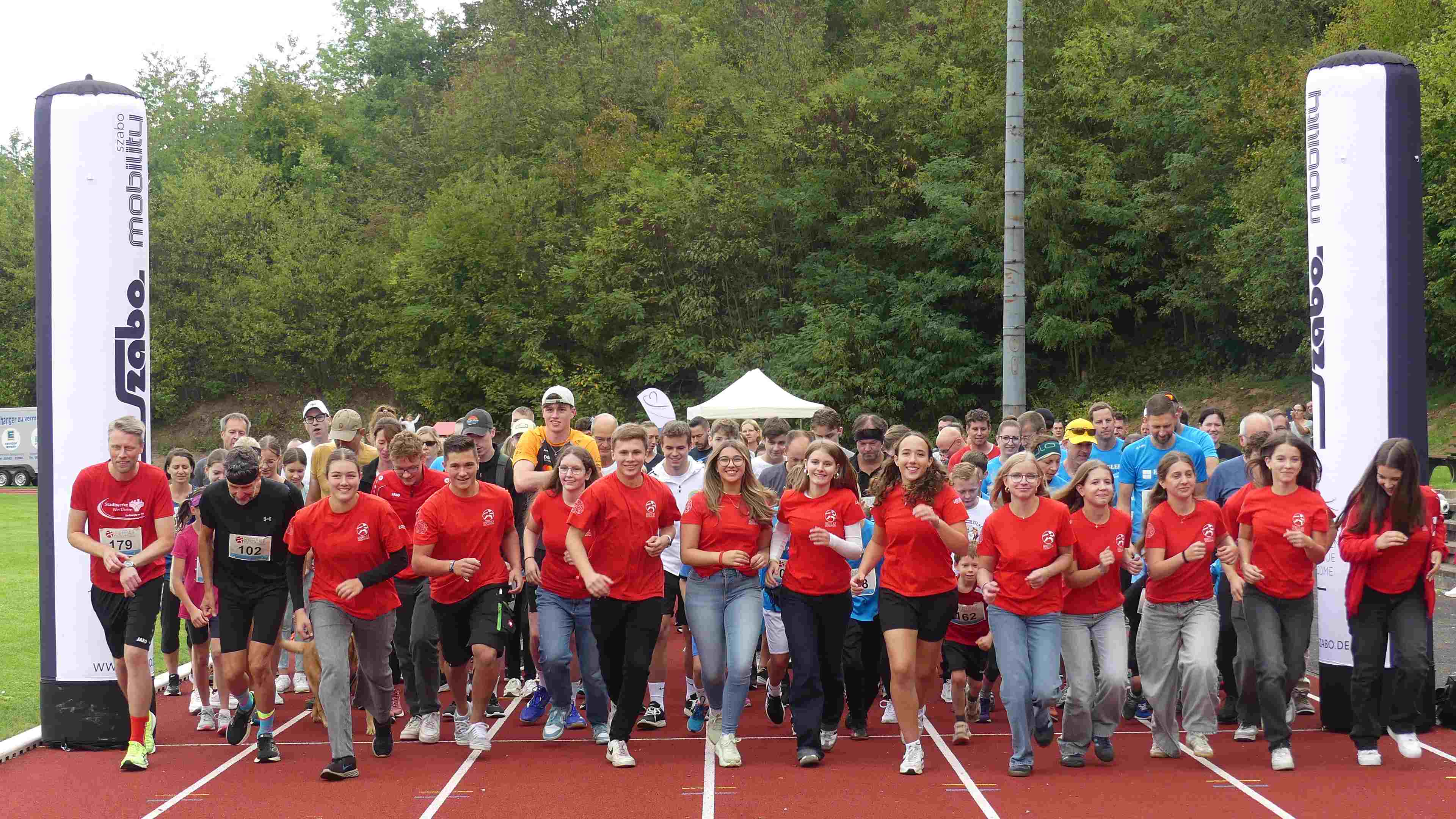 Bild vom 15. Benefizlauf im Jahr 2025. Dies ist das 86. Bild.